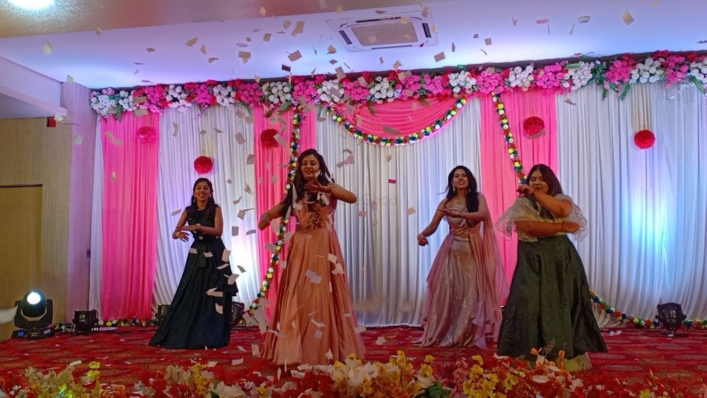 Photo From Divya's Sangeet - By Dance Desi Videsi