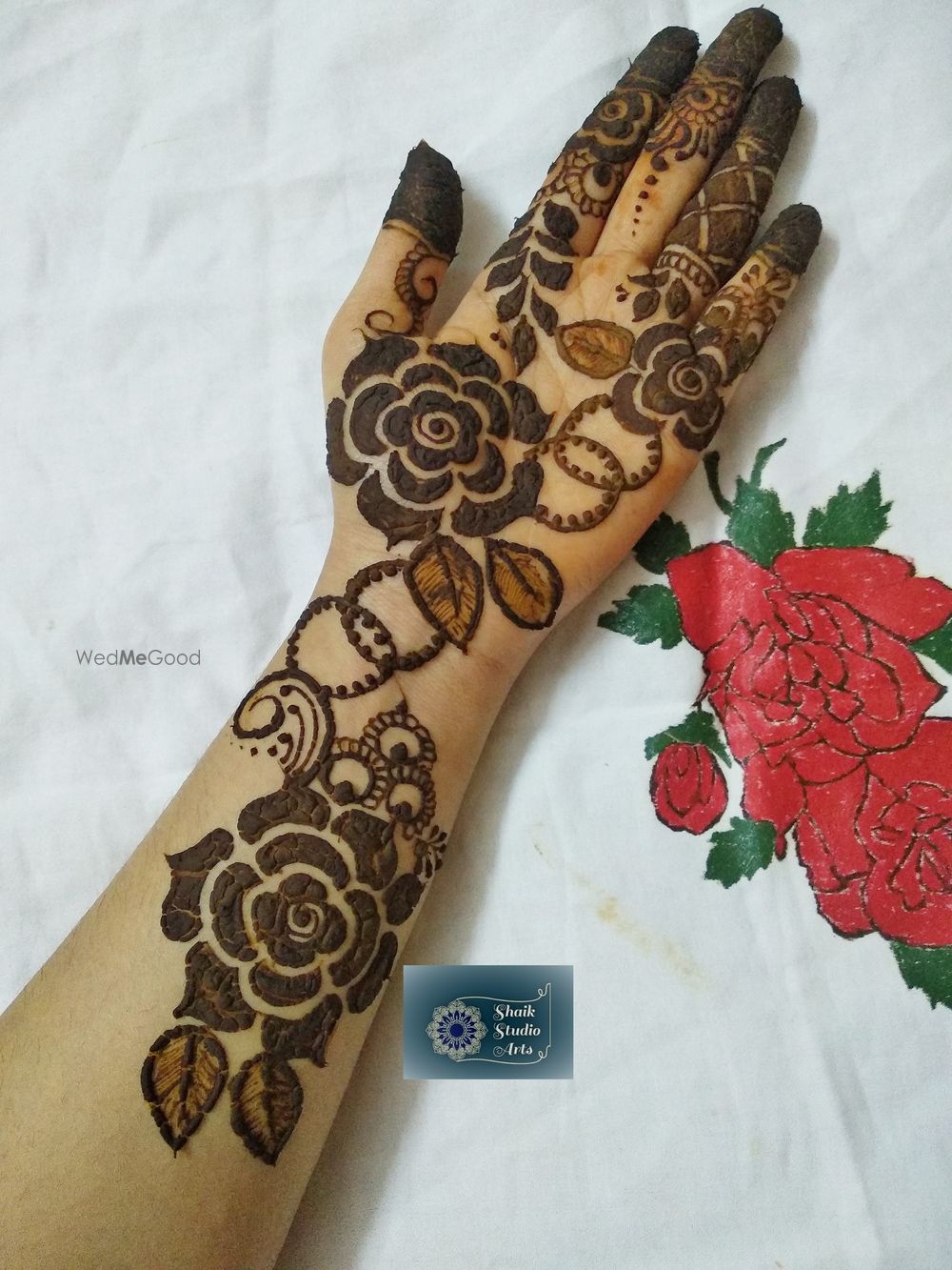 Photo From unique rose design - By Shaik Studio Arts