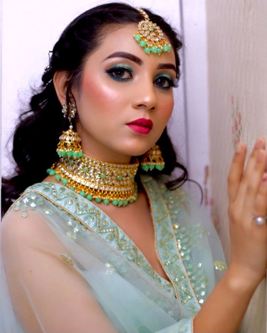 Photo From Prettiest Engagement Bride Shivani - By DDG Makeovers