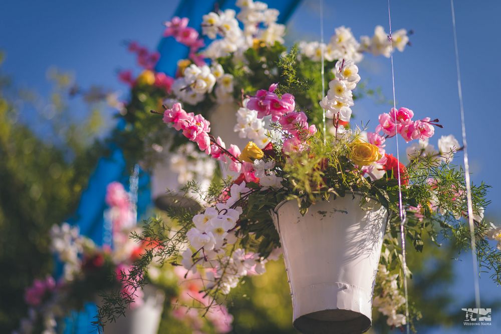 Wedding Decor Photo mini buckets with floral balls
