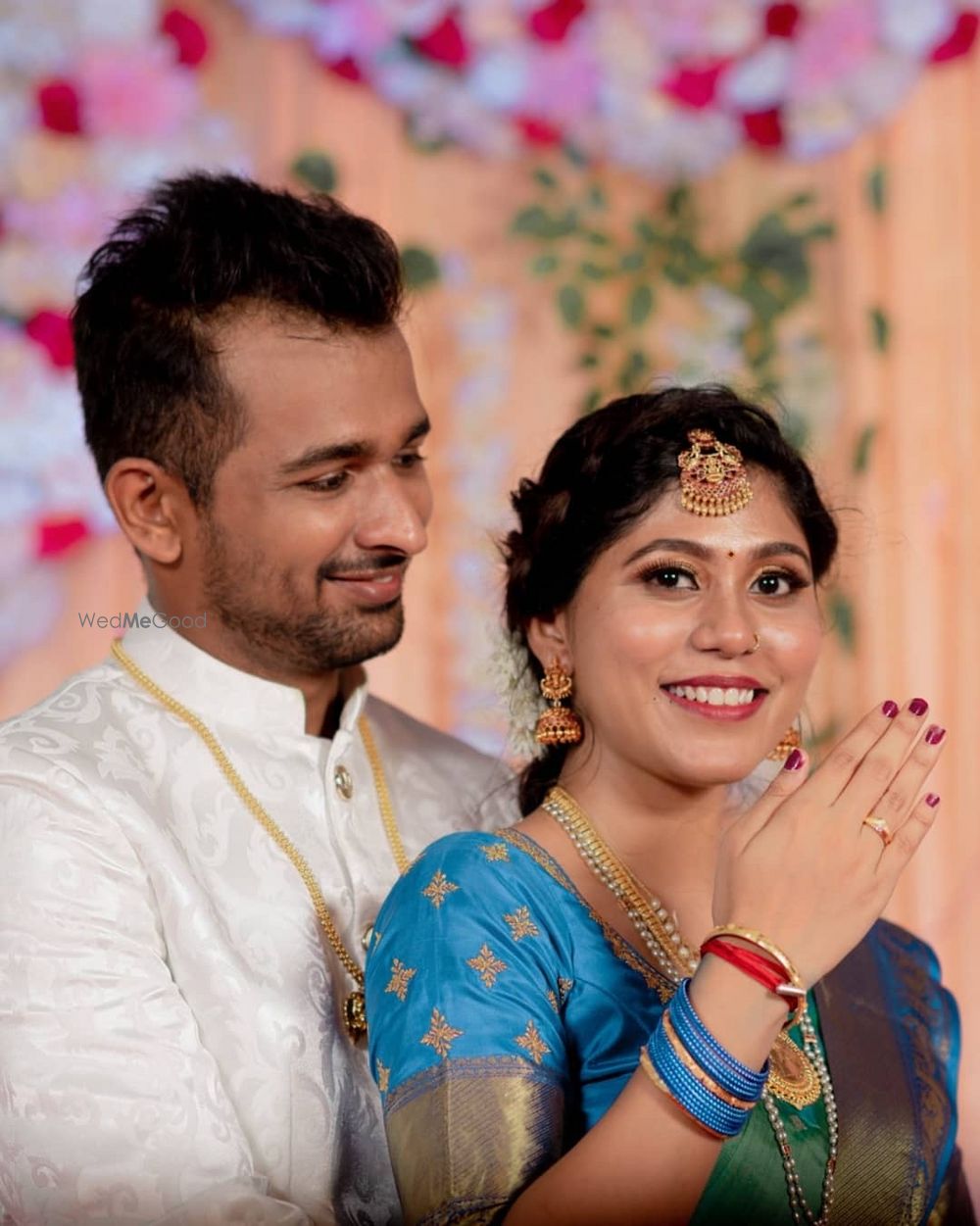 Photo From engagement looks - By Makeup by Vadhu