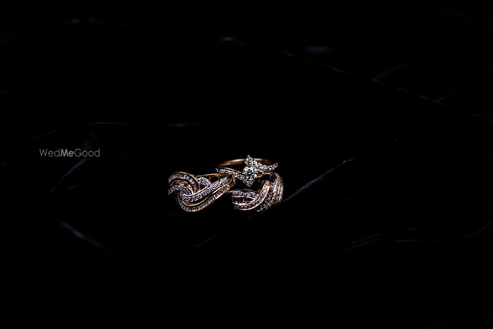 Photo From Diamond Rings Middle Range - By Diamonds In A Velvet Box