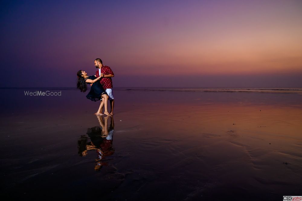 Photo From Pre-wedding shoot - By Sonal Bandbe Photography