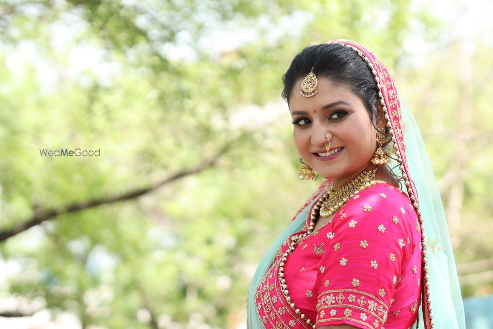 Photo From Kritika's lockdown wedding - By Makeovers by Meenu Jain