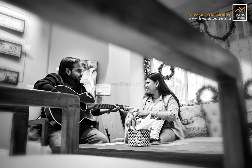 Photo From POULAMI + PRATEEK - By Live In Moments