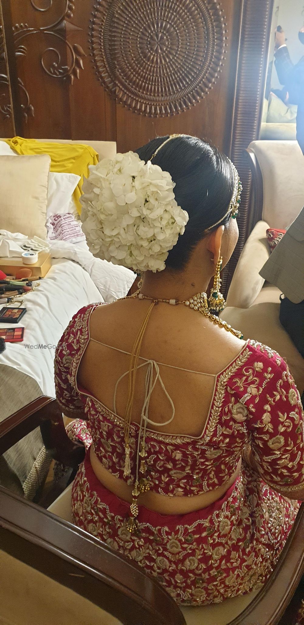 Photo From Bridal buns - By Shivoli Dogra