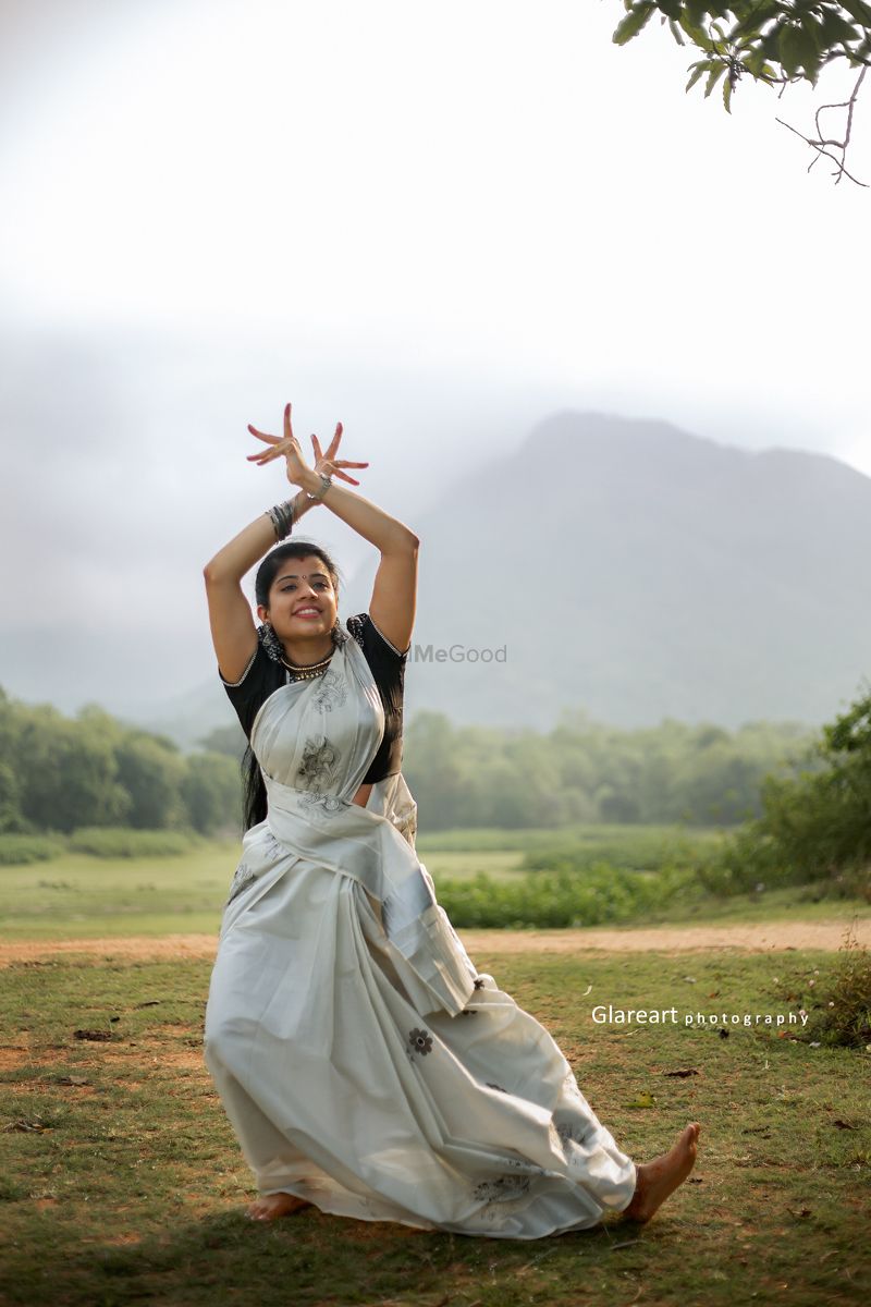 Photo From Unfading Love : Sandhya Rohit - By GlareArt Photography
