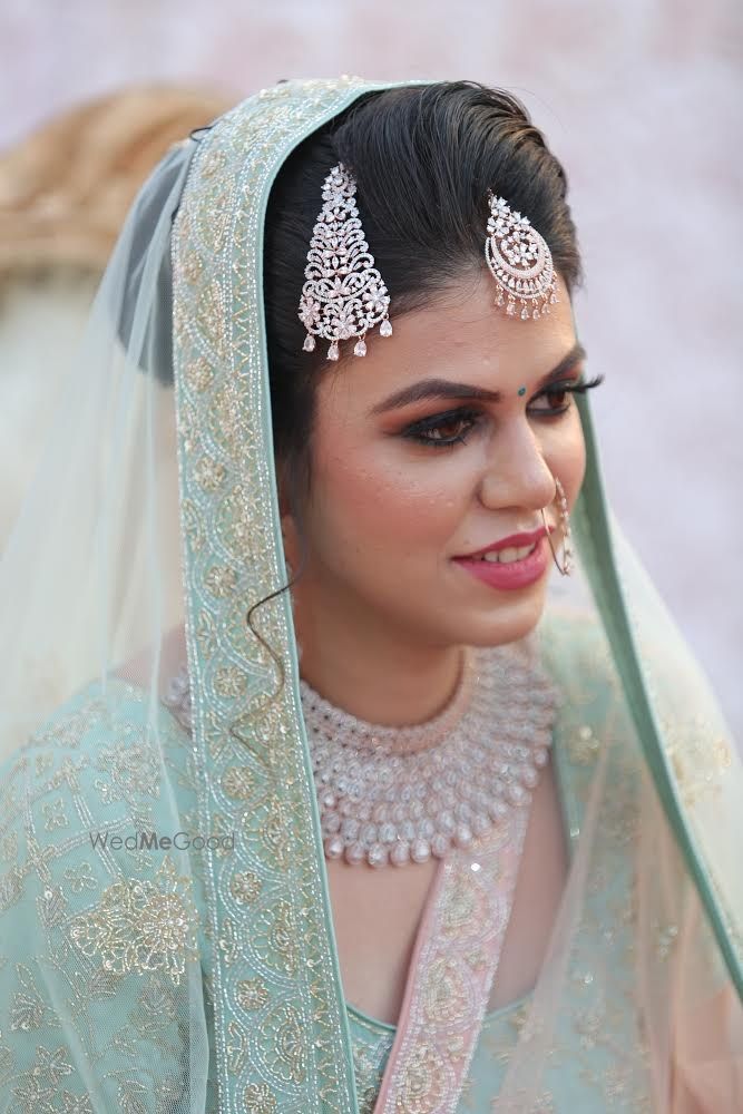 Photo From Bride Tania - By Sonali Maggu Makeup and Hair Artistry