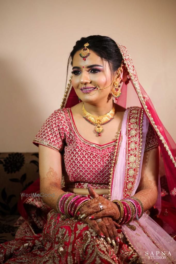 Photo From Bride Pooja - By Manisha Batra Makeovers