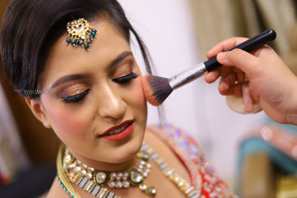 Photo From Bride Meenal - By Manisha Batra Makeovers