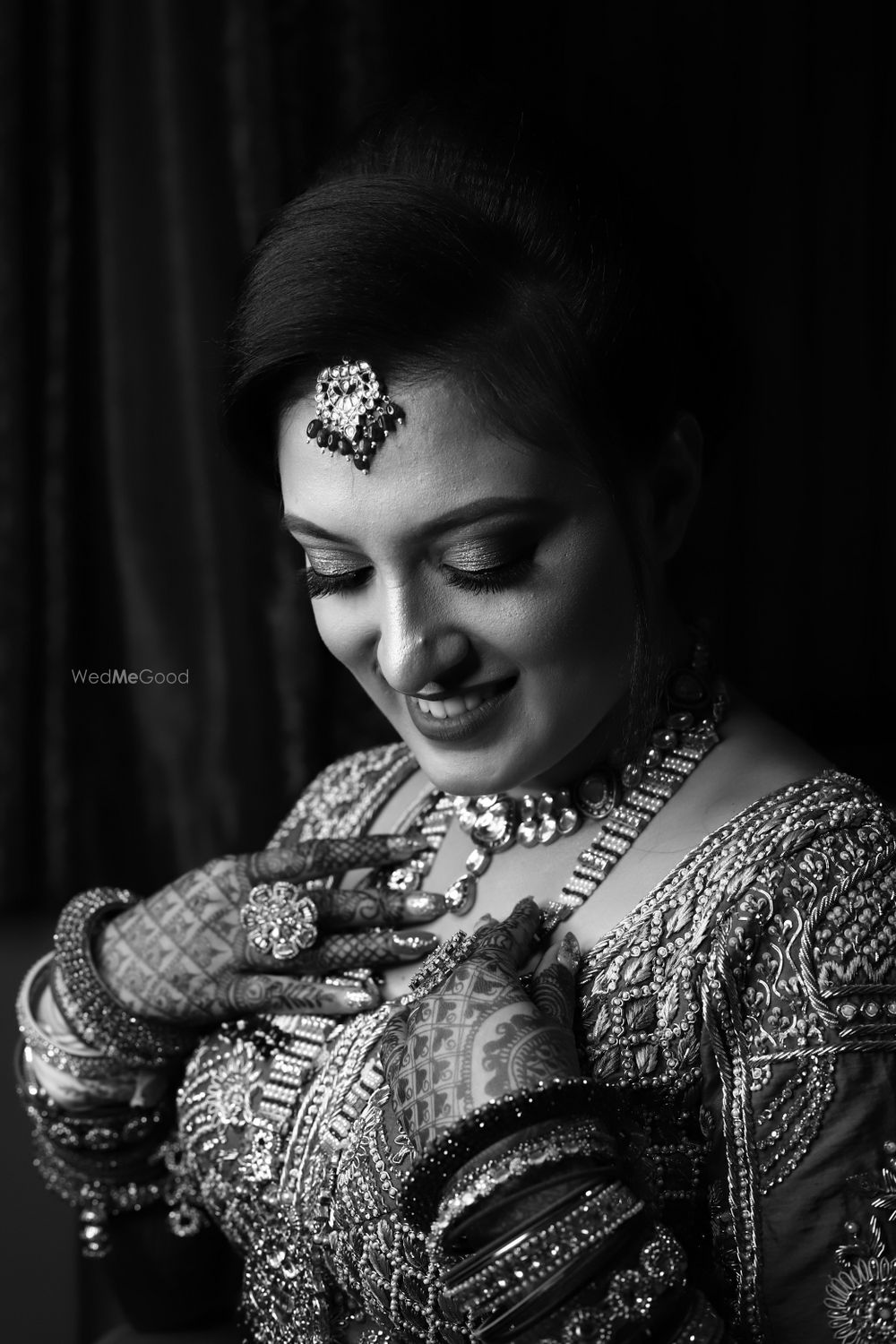 Photo From Bride Meenal - By Manisha Batra Makeovers