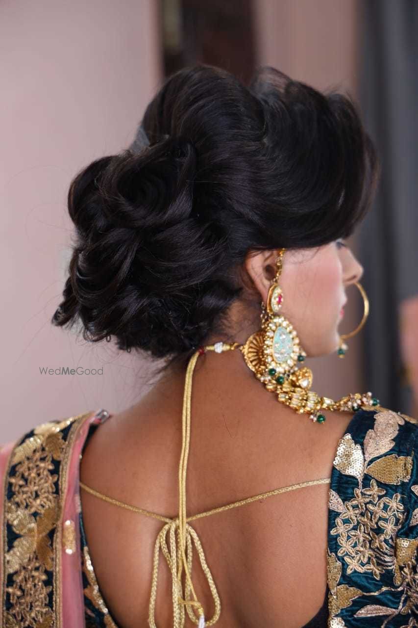 Photo From Bridal Hairdos - By Manisha Batra Makeovers