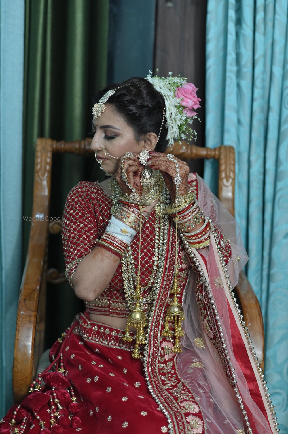 Photo From Bridal Hairdos - By Manisha Batra Makeovers