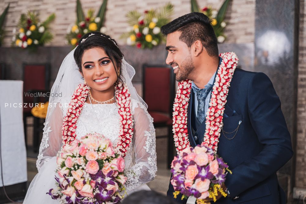 Photo From Manovictor weds Niviniya Priya - By Picszure Studio's