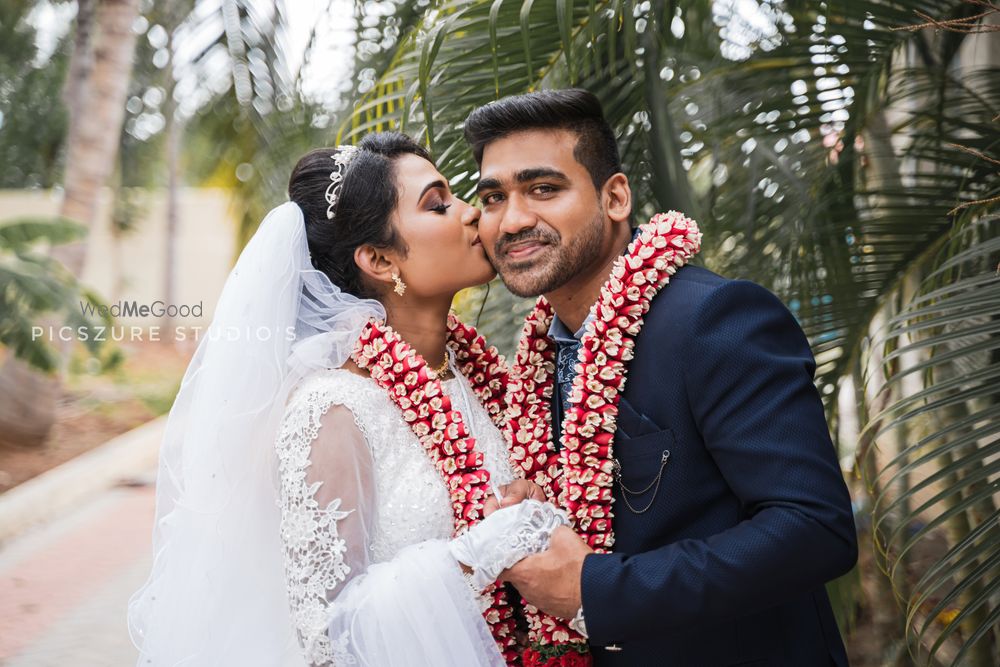 Photo From Manovictor weds Niviniya Priya - By Picszure Studio's