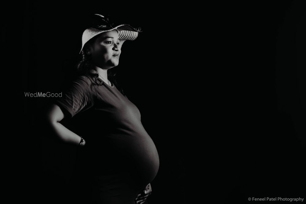 Photo From Indoor Maternity Session - By Feneel Patel Photography