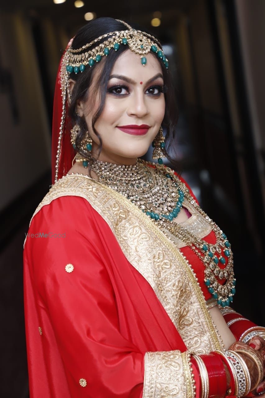 Photo From Harsimran’s Bridal makeup - By Makeup by Pavani