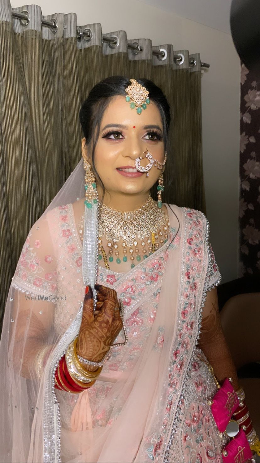 Photo From Sonam for her reception - By Aayushi Makeovers