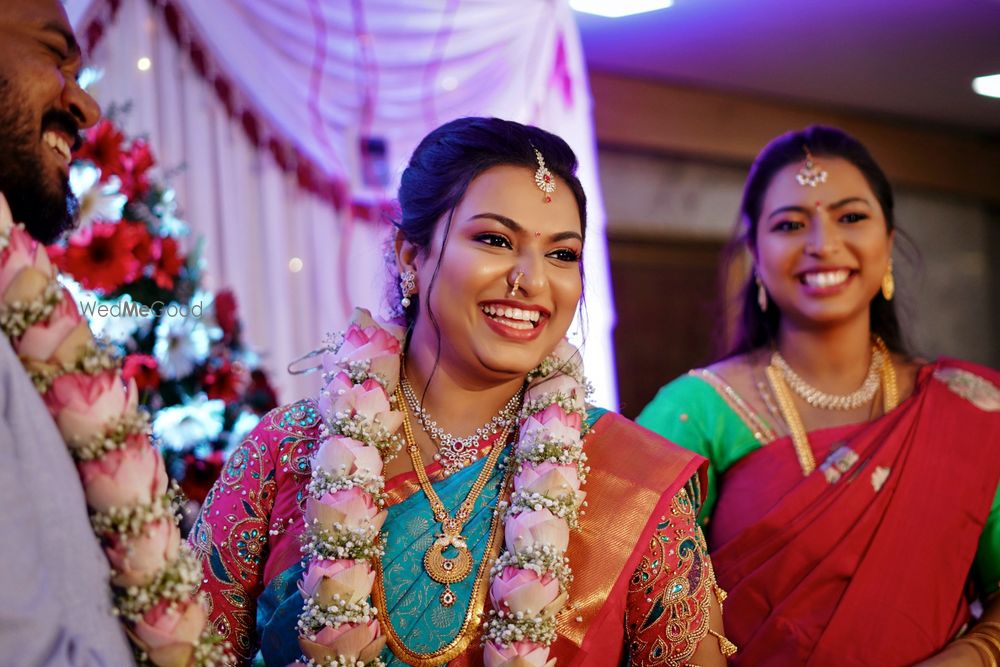 Photo From Minu & Ezhil ( Engagement ) - By Triangle Services Photography