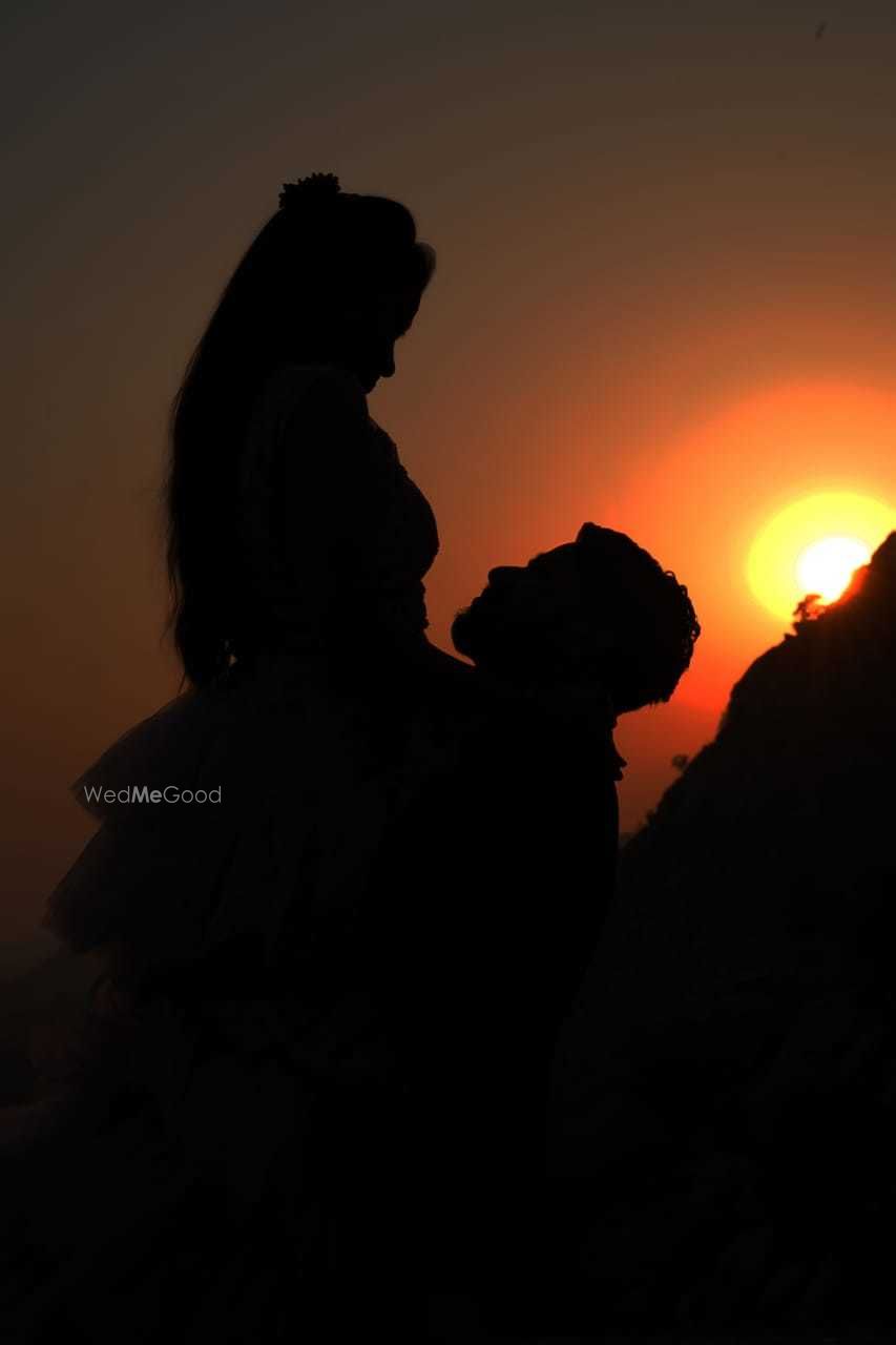 Photo From Pre Wedding shoot pic's - By Kajal Studio Brush