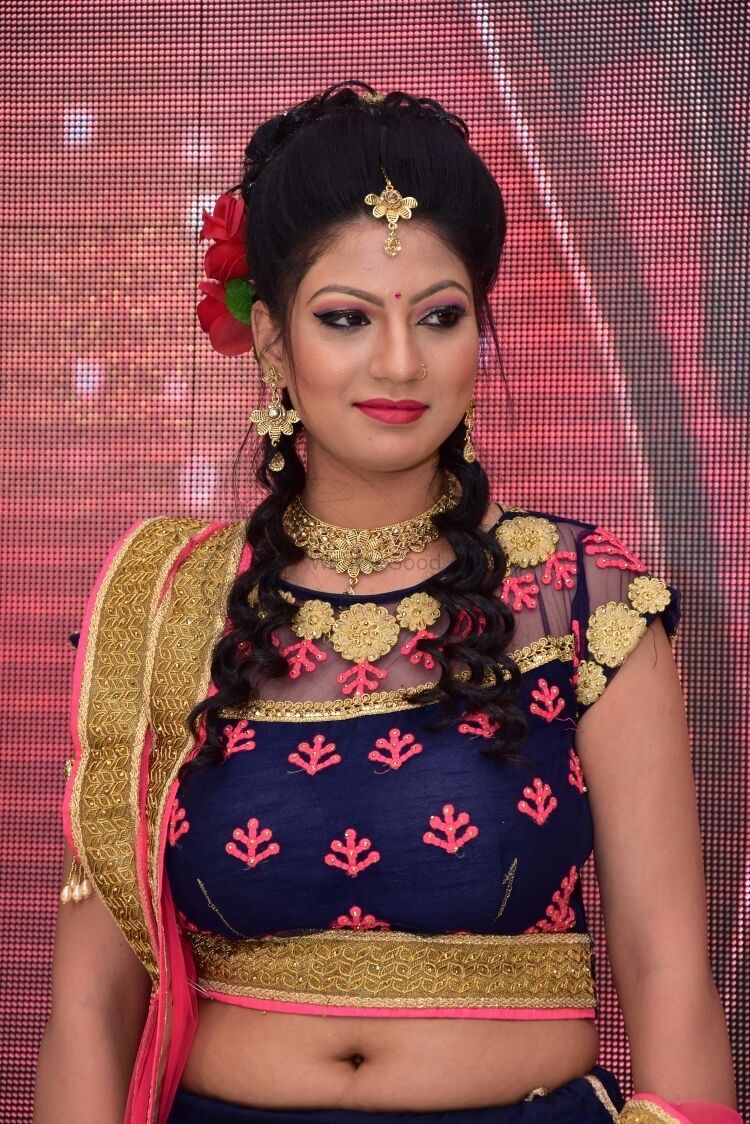 Photo From Harsha’s Engagement Makeup - By Makeover by Shailza