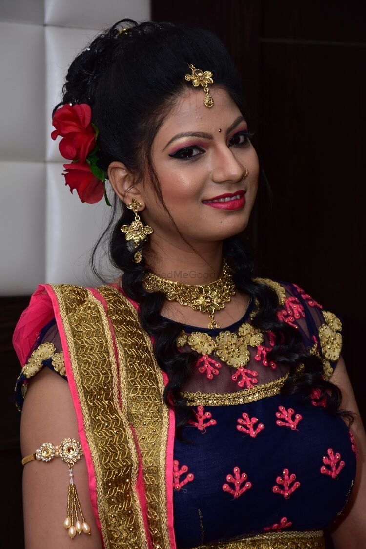 Photo From Harsha’s Engagement Makeup - By Makeover by Shailza