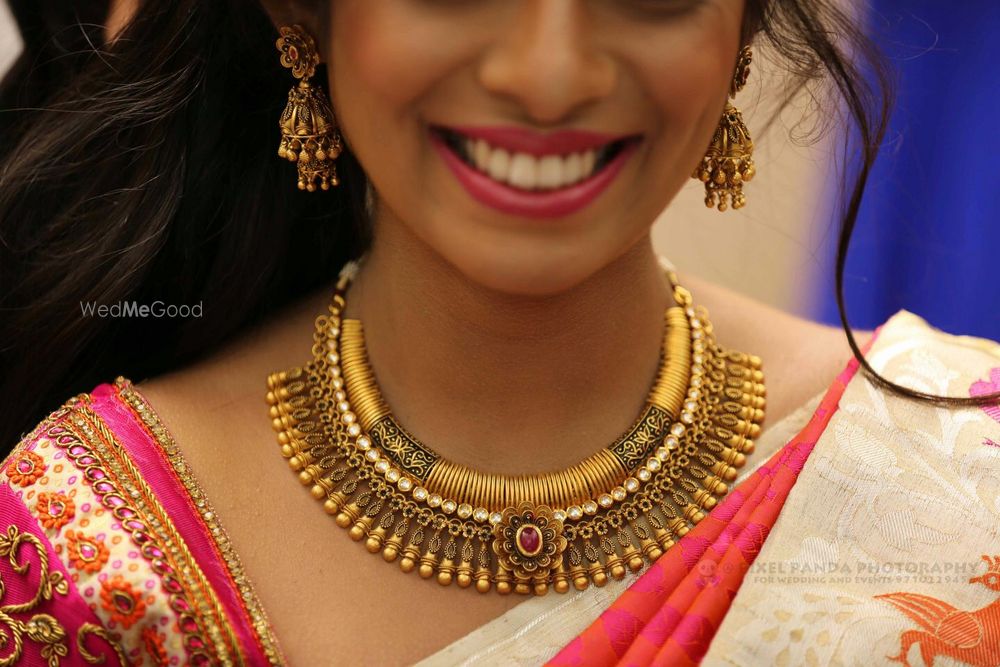 Photo From bridal pics - By Roshni Safir