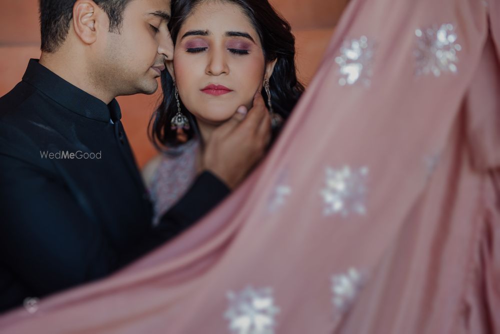 Photo From Karan and Kratica (Pre wedding Shoot) - By Vintage Films 