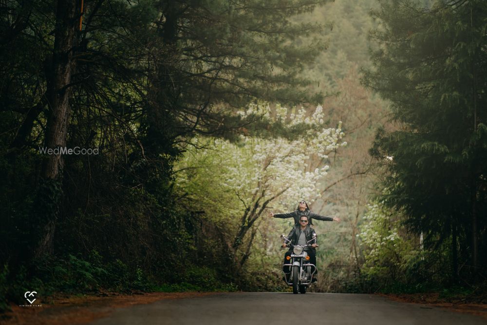 Photo From Arnav and Meenal Pre Wedding - By Vintage Films 