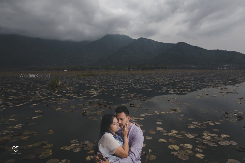 Photo From Arnav and Meenal Pre Wedding - By Vintage Films 