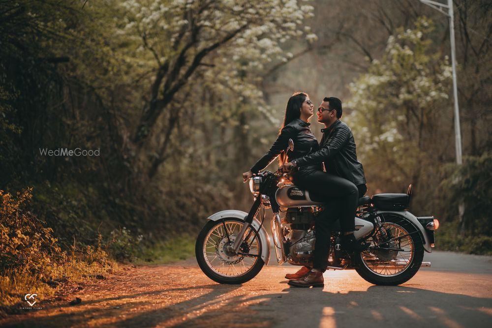 Photo From Arnav and Meenal Pre Wedding - By Vintage Films 