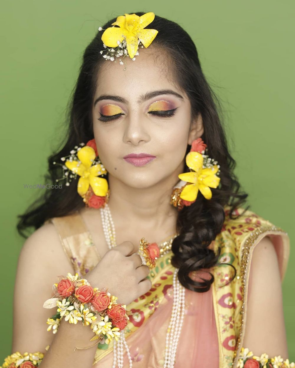 Photo From haldi/mehndi looks - By Nisha Makeup Artist