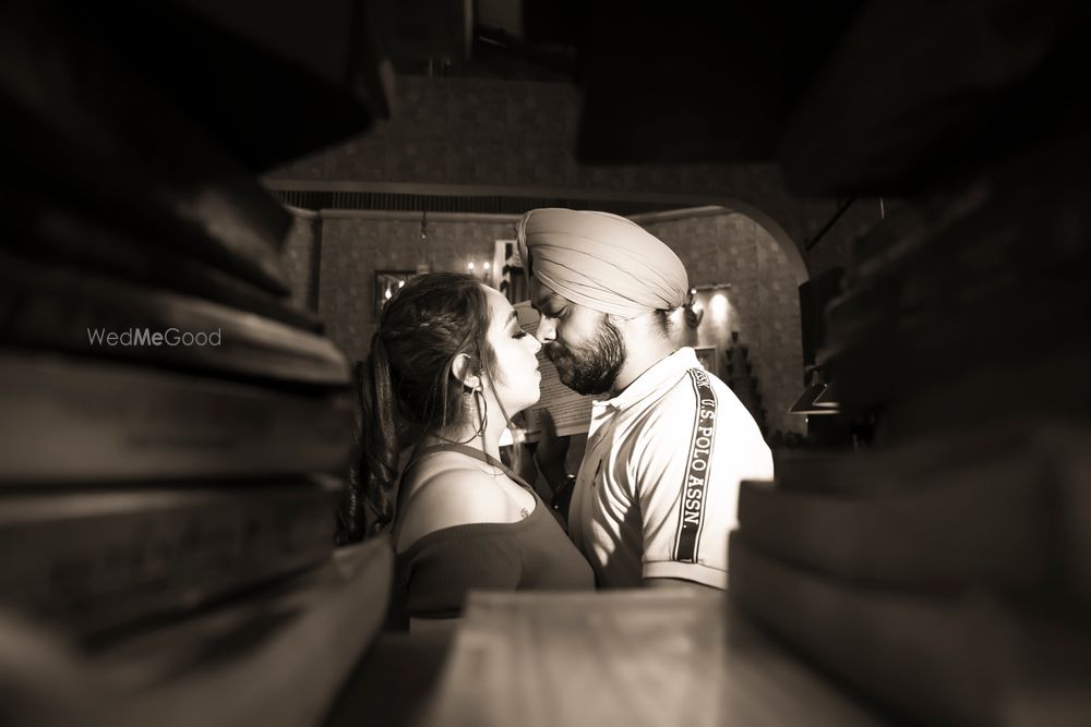 Photo From Sarab & Baani Prewedding - By Vow Moments