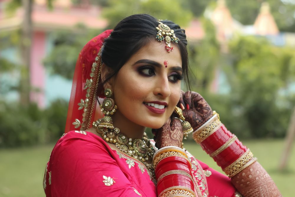Photo From BRIDE (Nidhi) - By Swati Makeovers