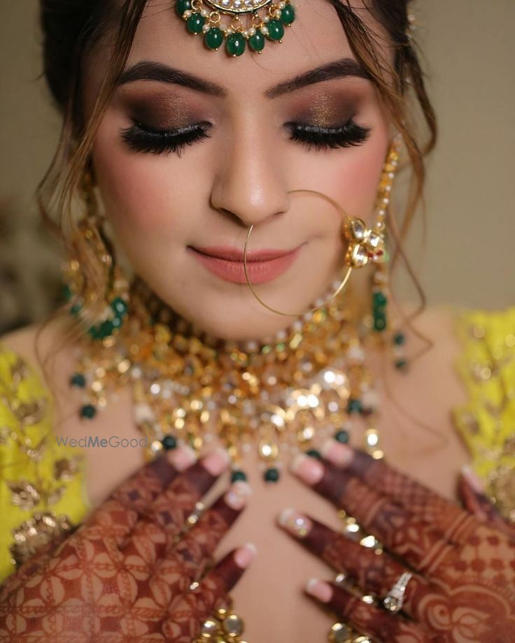 Photo From mehndi and haldi looks - By Glamup by Misbah