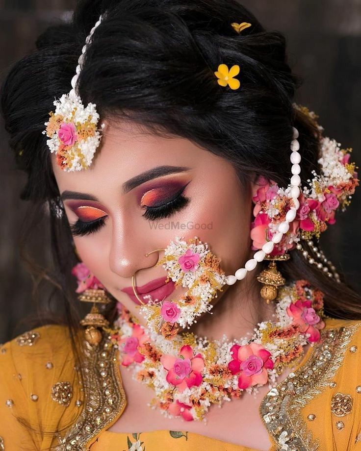 Photo From mehndi and haldi looks - By Glamup by Misbah