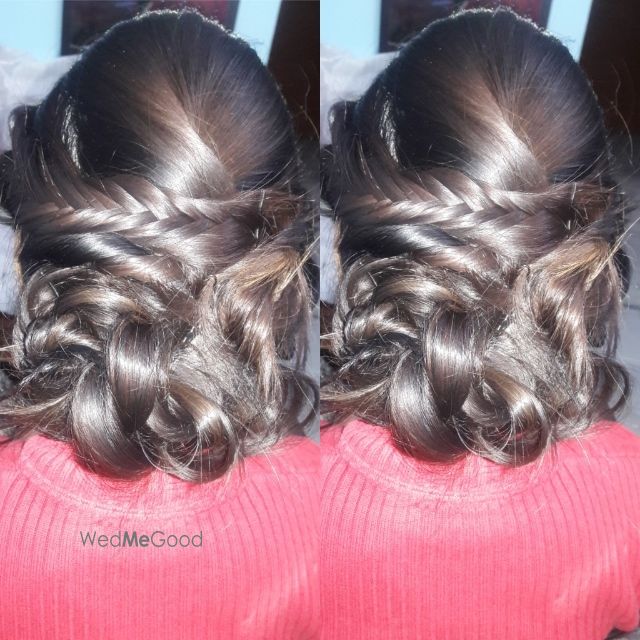 Photo From HAIRDOS  - By Makeover by Harpreet Kaur