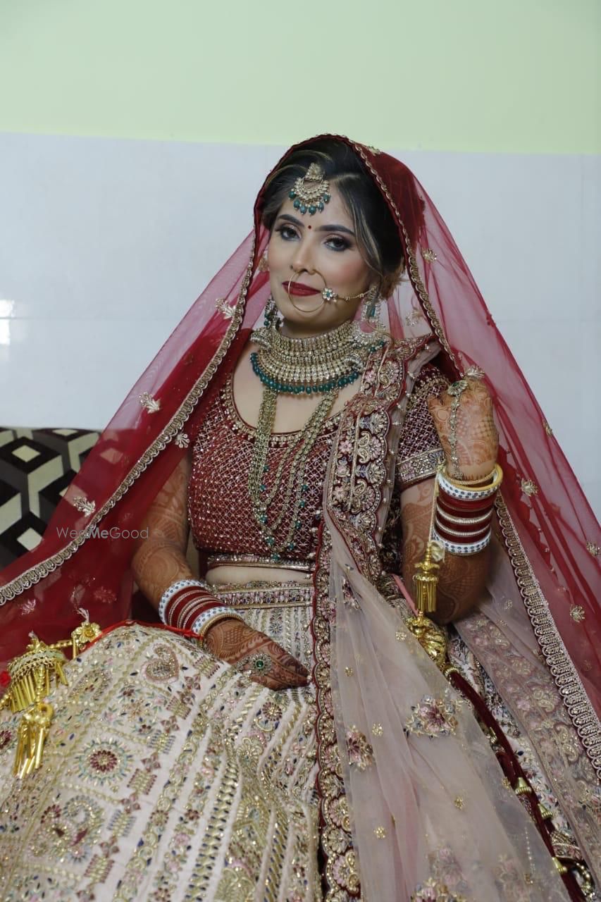 Photo From Bride Pooja - By Manisha Batra Makeovers