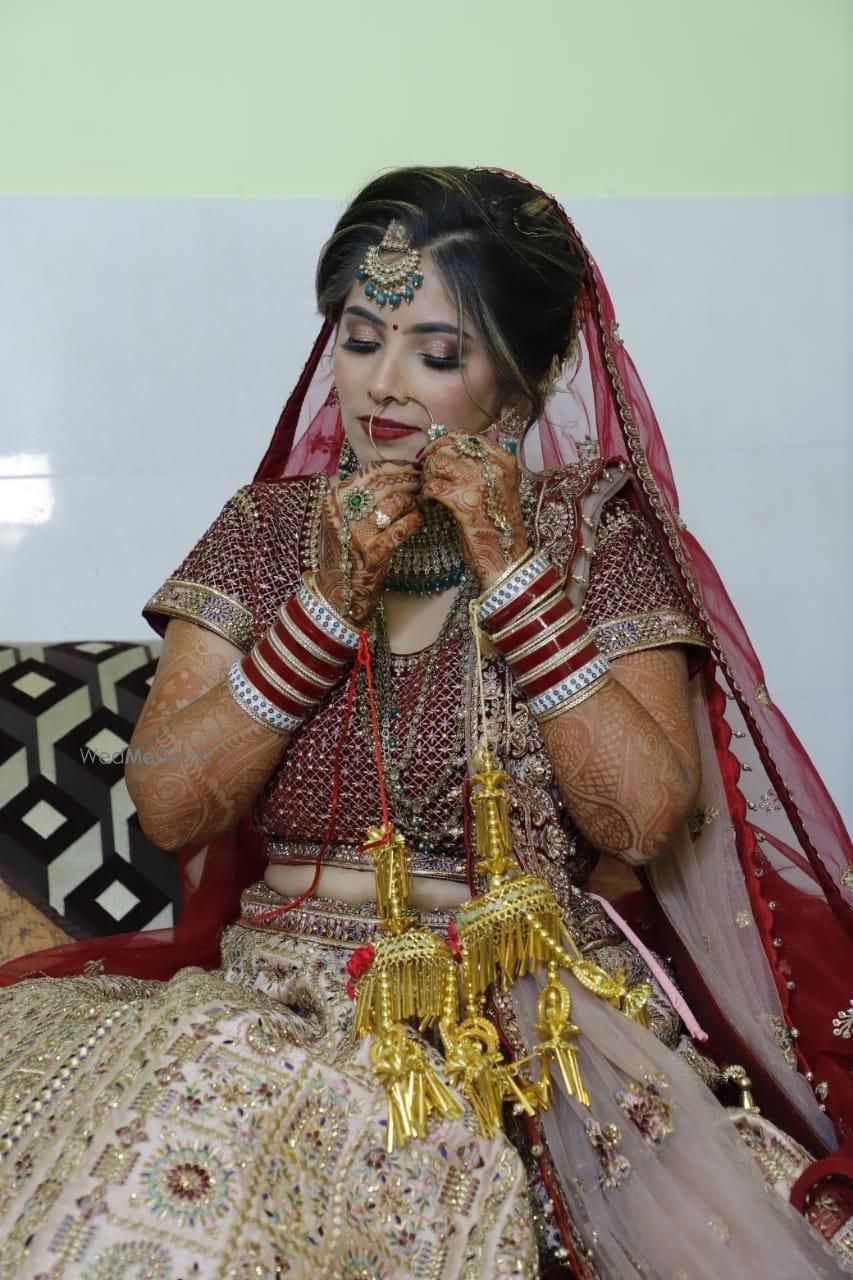 Photo From Bride Pooja - By Manisha Batra Makeovers