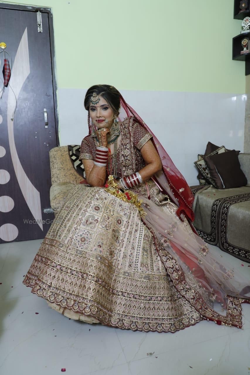 Photo From Bride Pooja - By Manisha Batra Makeovers