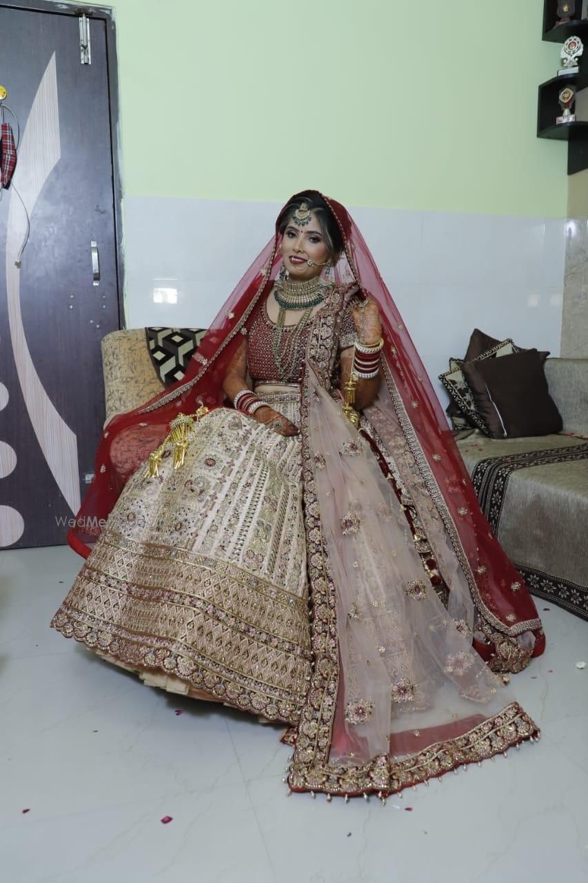 Photo From Bride Pooja - By Manisha Batra Makeovers