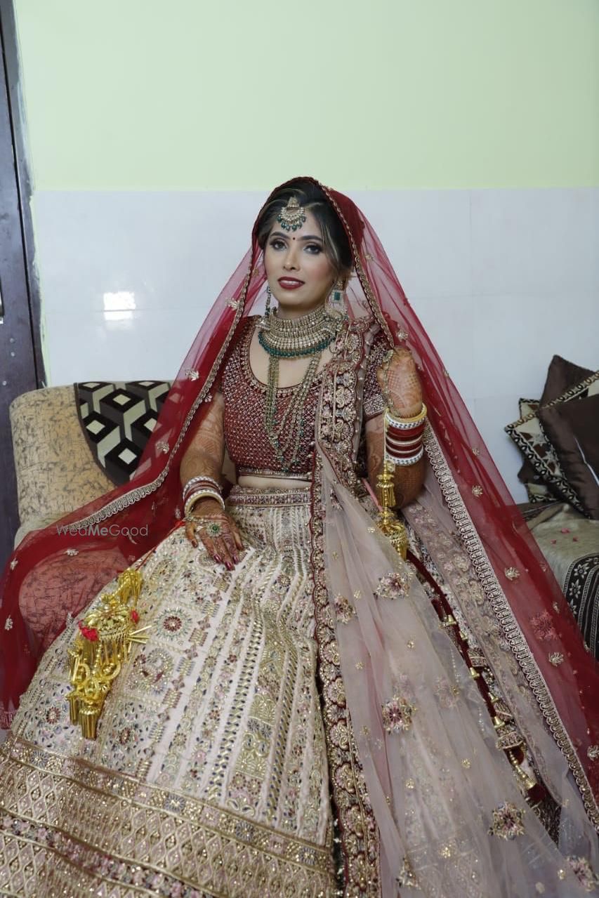 Photo From Bride Pooja - By Manisha Batra Makeovers