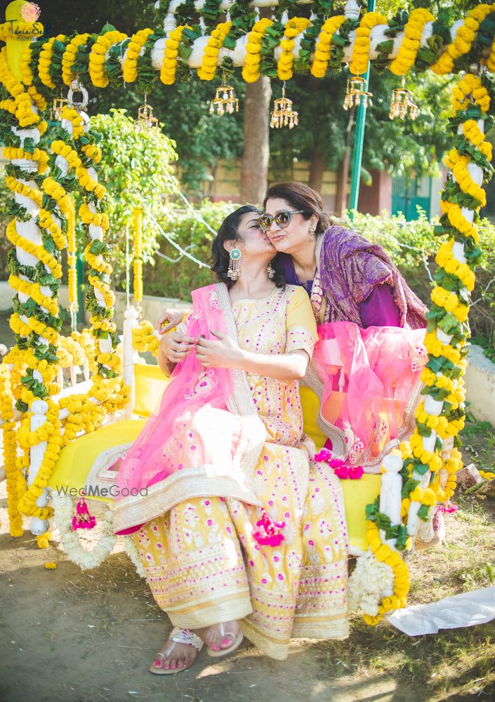 Photo From Shivani's Mehndi - By Taaniyah Seyth Photography