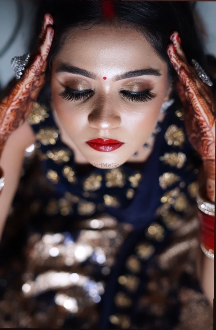 Photo From Glamorous Reception bride SANA - By DDG Makeovers