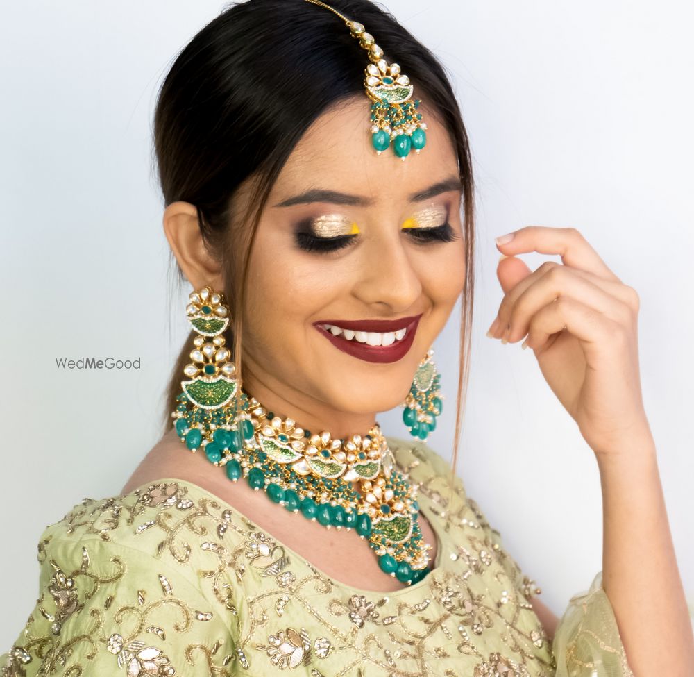 Photo From Portfolio 0.2 - By Bridal Makeup Artist Jhanvi Mehta