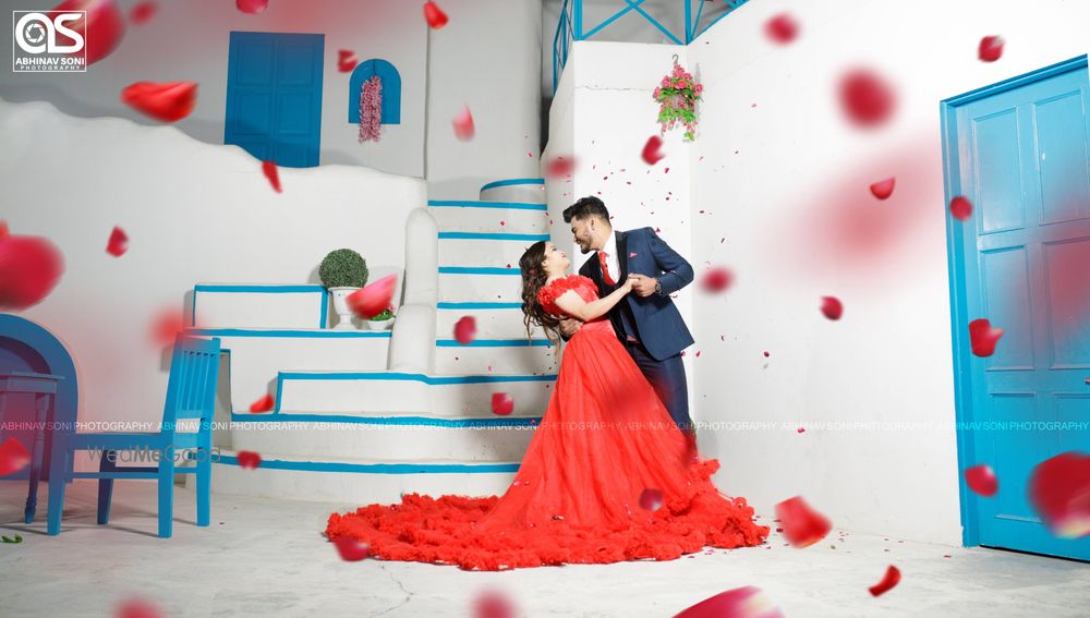 Photo From VIVEK x SWATI [Pre-Wedding Shoot] - By Abhinav Soni Photography