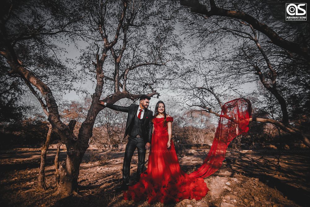 Photo From VIVEK x SWATI [Pre-Wedding Shoot] - By Abhinav Soni Photography