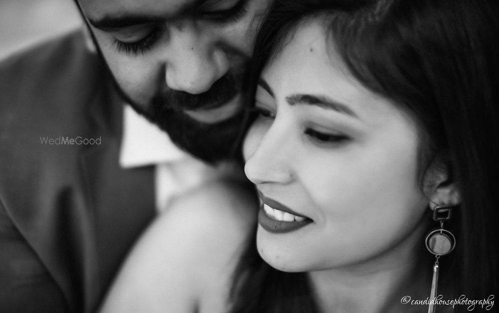 Photo From Pre Wedding of Udit & Krati - By The Candid House