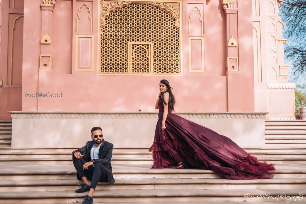 Photo From Pre Wedding of Paresh & Varsha - By The Candid House