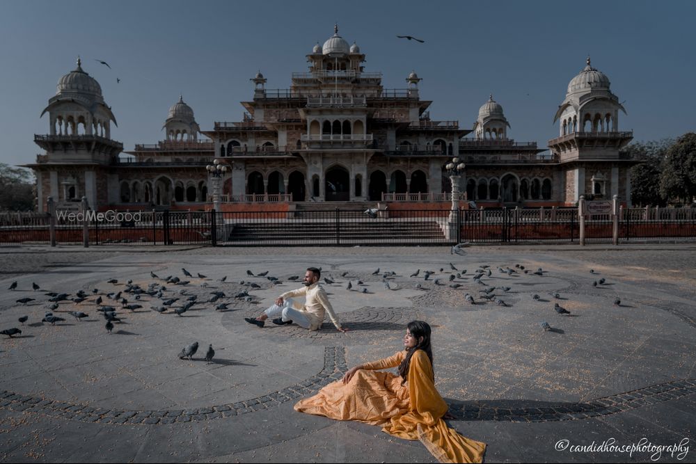 Photo From Pre Wedding of Paresh & Varsha - By The Candid House